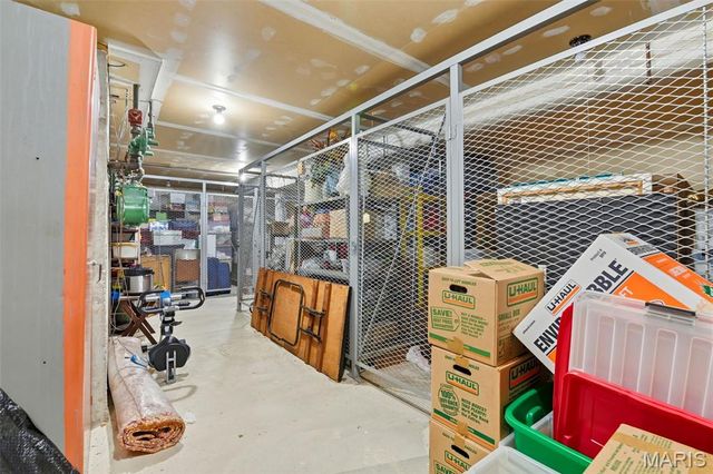 604 Pine Ridge Trails Court 202, Ballwin, MO 63021