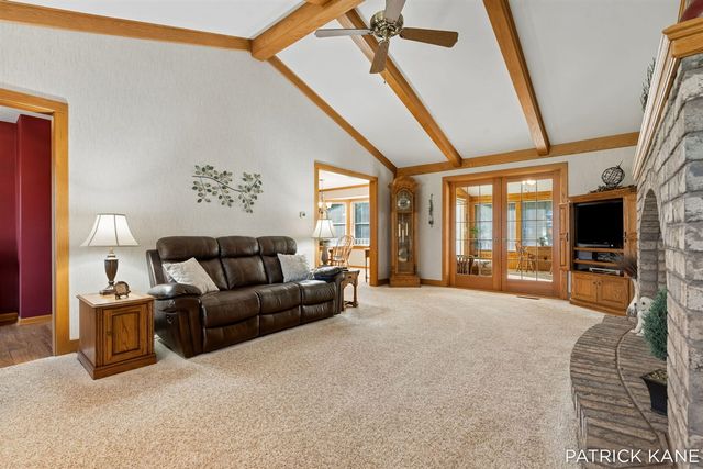 8618 Cedar Lake Drive, Jenison, MI 49428