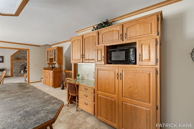 8618 Cedar Lake Drive, Jenison, MI 49428