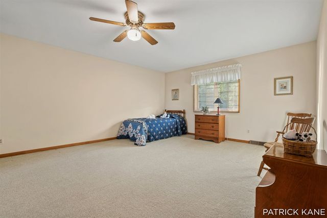 8618 Cedar Lake Drive, Jenison, MI 49428