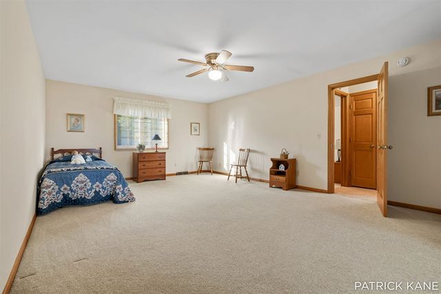 8618 Cedar Lake Drive, Jenison, MI 49428