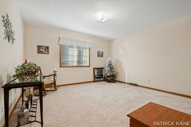 8618 Cedar Lake Drive, Jenison, MI 49428