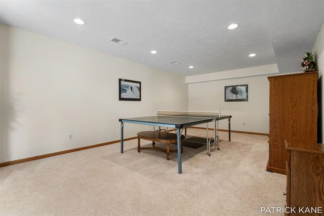 8618 Cedar Lake Drive, Jenison, MI 49428