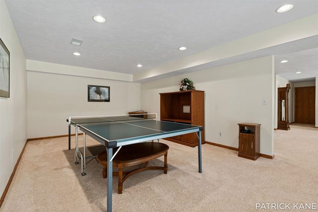 8618 Cedar Lake Drive, Jenison, MI 49428