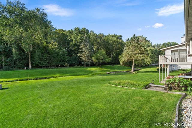 8618 Cedar Lake Drive, Jenison, MI 49428
