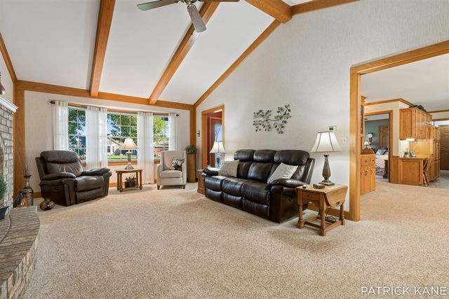 8618 Cedar Lake Drive, Jenison, MI 49428