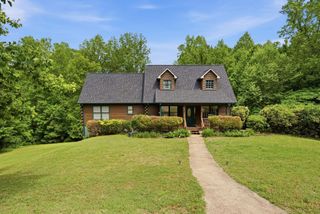 135 Pointe Drive, Campobello, SC 29322