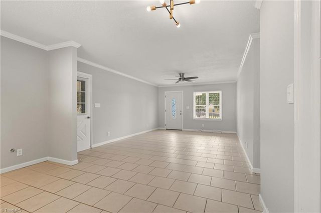 809 Garfield Court, Winston-salem, NC 27105