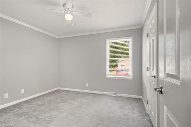 809 Garfield Court, Winston-salem, NC 27105