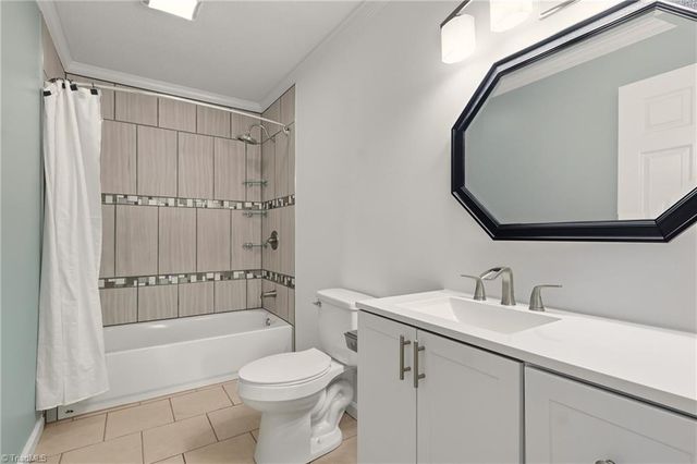 809 Garfield Court, Winston-salem, NC 27105