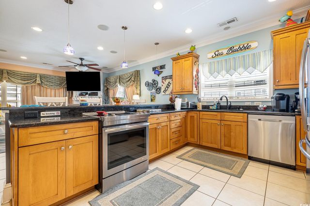 919A N Waccamaw Dr., Murrells Inlet, SC 29576