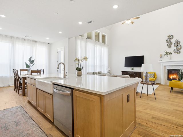 6837 Hallie Loop, Schertz, TX 78154