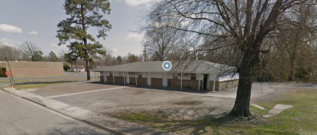 2202 W 10TH Avenue, Pine Bluff, AR 71611