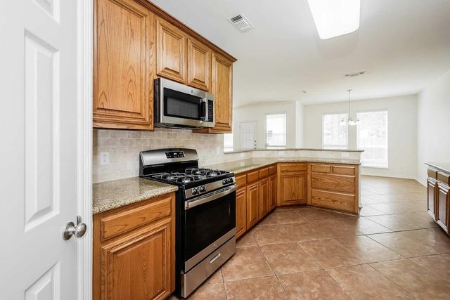 8518 Sports Haven Drive, Humble, TX 77346