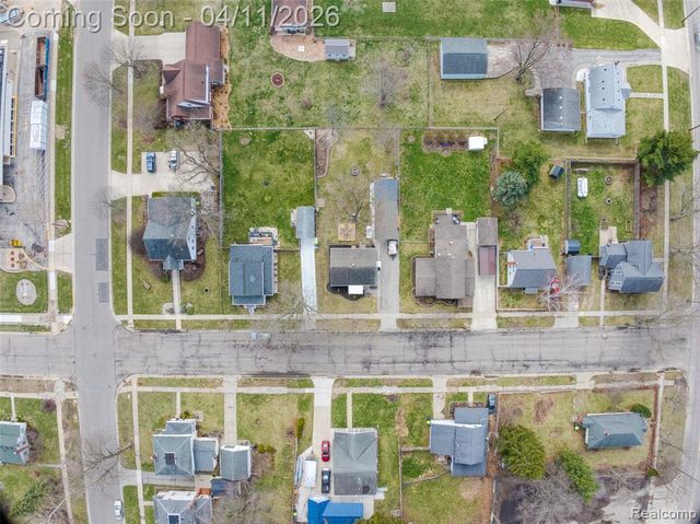 410 E Pottawatamie Street, Tecumseh, MI 49286