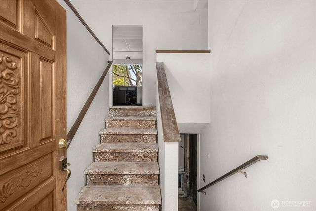 7211 182nd Street SW, Edmonds, WA 98026