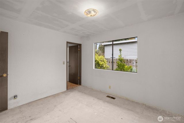 7211 182nd Street SW, Edmonds, WA 98026