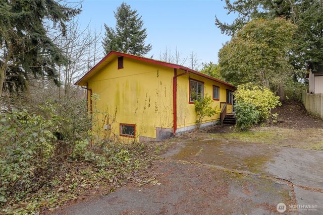 7211 182nd Street SW, Edmonds, WA 98026