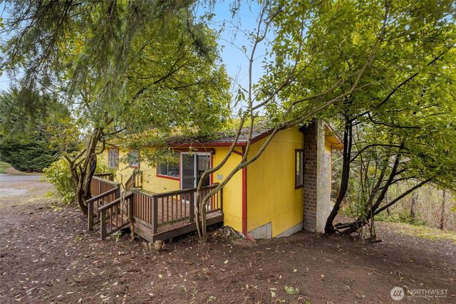 7211 182nd Street SW, Edmonds, WA 98026