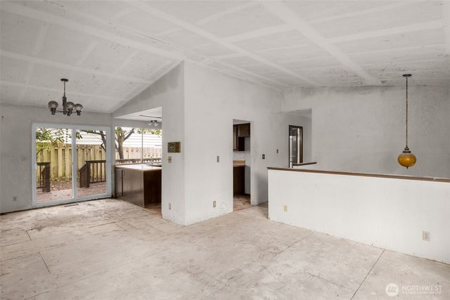 7211 182nd Street SW, Edmonds, WA 98026