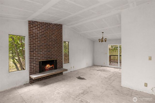 7211 182nd Street SW, Edmonds, WA 98026