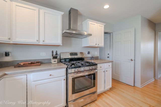 276 Ream Drive, Elburn, IL 60119