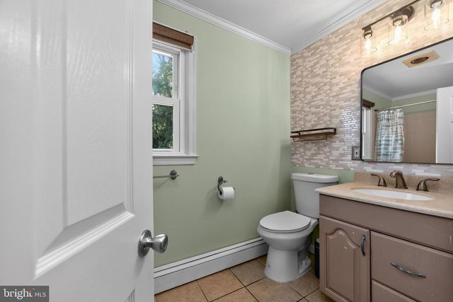 111 FULMER RD, Perkiomenville, PA 18074