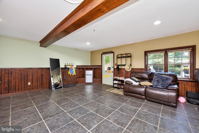 111 FULMER RD, Perkiomenville, PA 18074