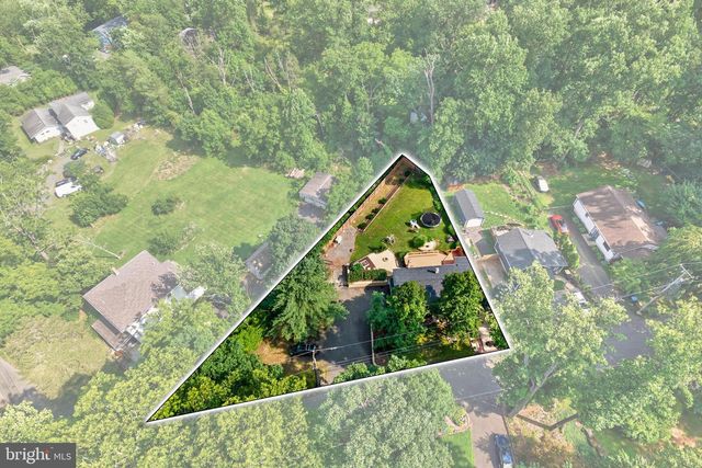 111 FULMER RD, Perkiomenville, PA 18074