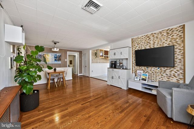 111 FULMER RD, Perkiomenville, PA 18074