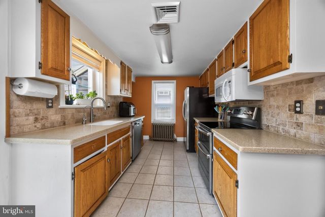 111 FULMER RD, Perkiomenville, PA 18074