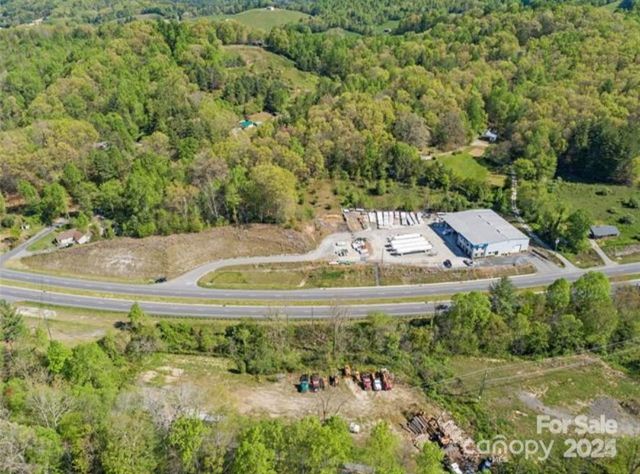 6045 E US Hwy 19E Highway, Burnsville, NC 28714