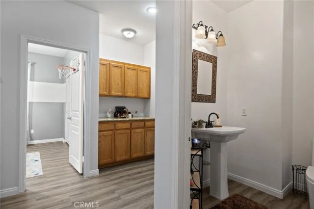 11720 Valley Forge, Bakersfield, CA 93312