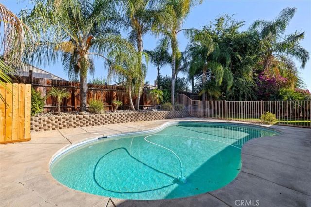 11720 Valley Forge, Bakersfield, CA 93312