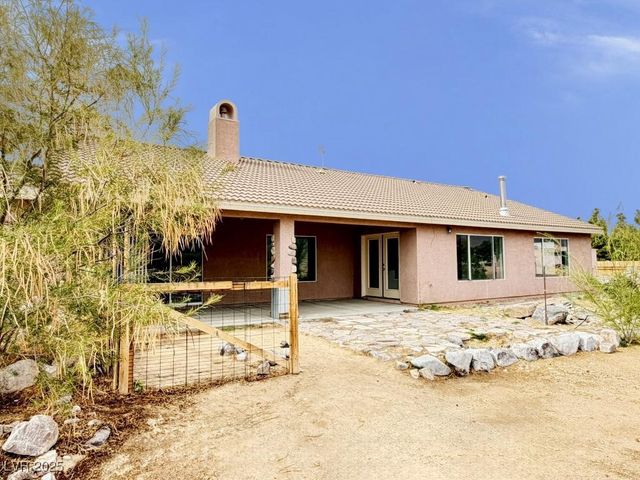 410 East Bluebird Avenue, Pahrump, NV 89060