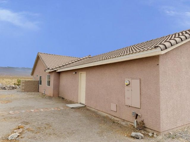 410 East Bluebird Avenue, Pahrump, NV 89060