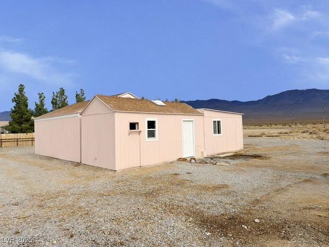 410 East Bluebird Avenue, Pahrump, NV 89060