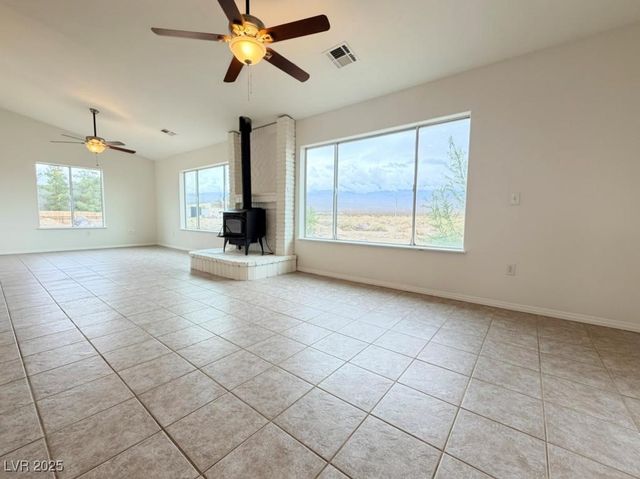 410 East Bluebird Avenue, Pahrump, NV 89060