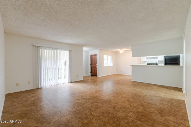 2228 E CAMPBELL Avenue 106, Phoenix, AZ 85016