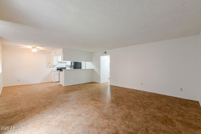 2228 E CAMPBELL Avenue 106, Phoenix, AZ 85016