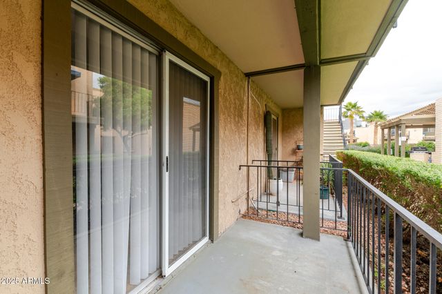 2228 E CAMPBELL Avenue 106, Phoenix, AZ 85016