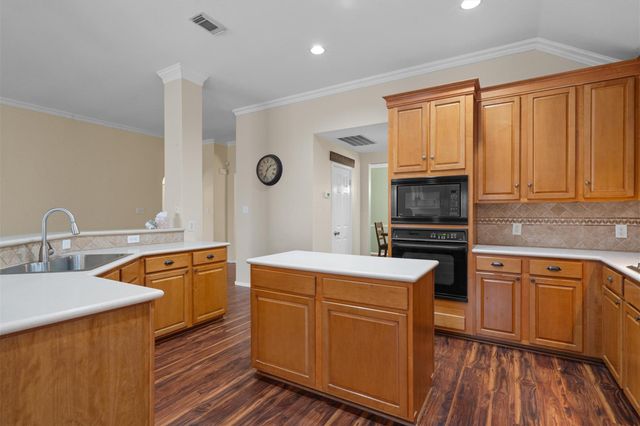 18101 Whitewater CV, Round Rock, TX 78681