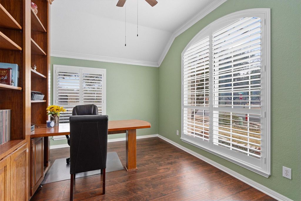 18101 Whitewater CV, Round Rock, TX 78681