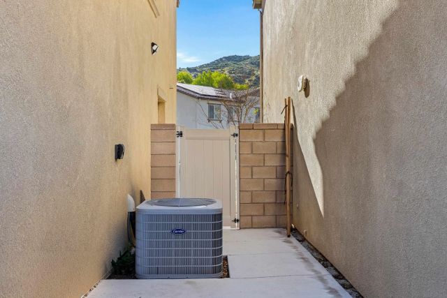 24060 Raptor Way, Lake Elsinore, CA 92532