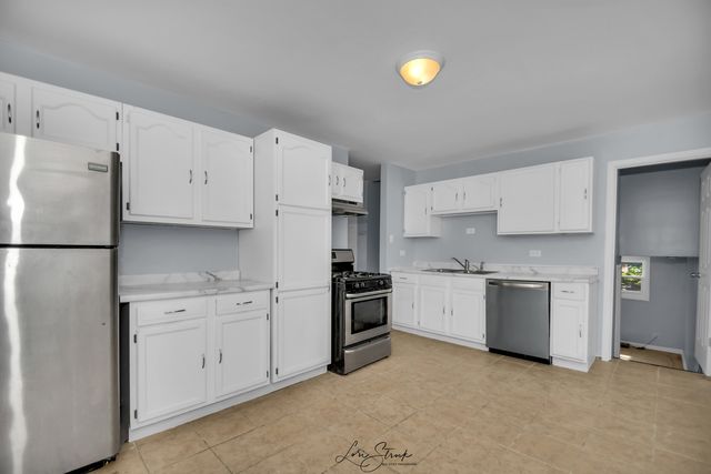 22150 Rockingham Road, Richton Park, IL 60471