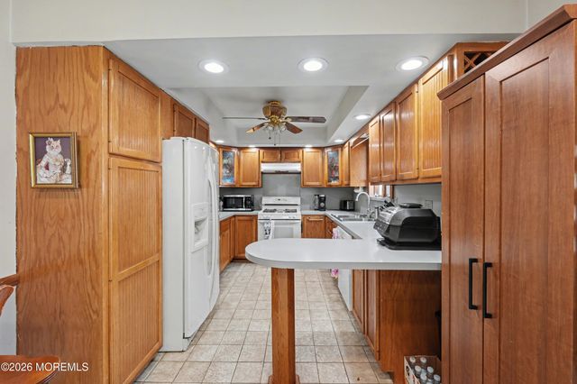 1301 Oakdale Street, Toms River, NJ 08757