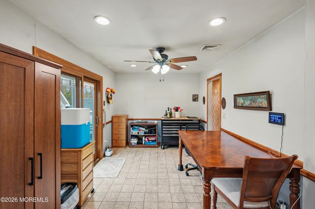 1301 Oakdale Street, Toms River, NJ 08757