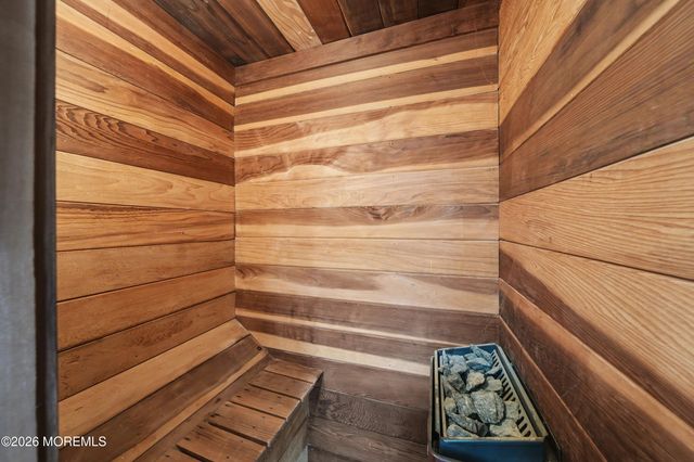 1301 Oakdale Street, Toms River, NJ 08757