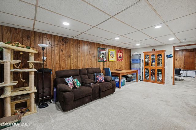 1301 Oakdale Street, Toms River, NJ 08757