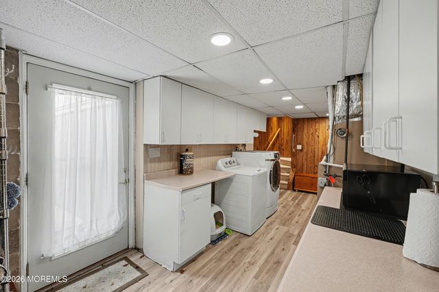 1301 Oakdale Street, Toms River, NJ 08757